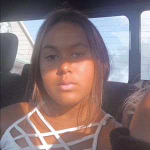 Meet your Posher, Lia-rae